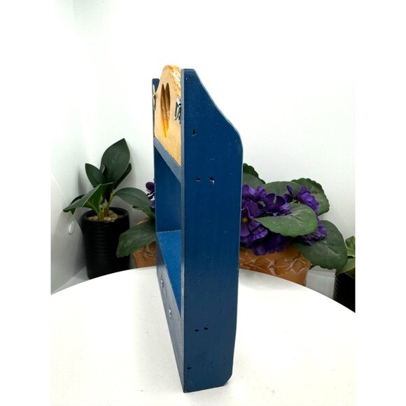 Mini Heart Cutout Wooden Wall Shelf With Pegs - Picture 3 of 8